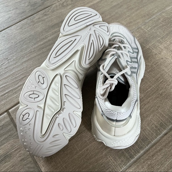 adidas Ozweego - Picture 8 of 8